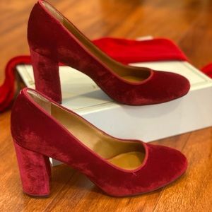 Franco Sarto red velvet w/chunky heel